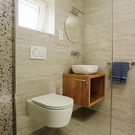 Apartment Ferara *